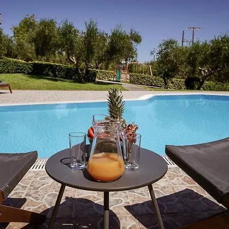 Lefkothea With Large Pool, Bbq & Playground Villa *