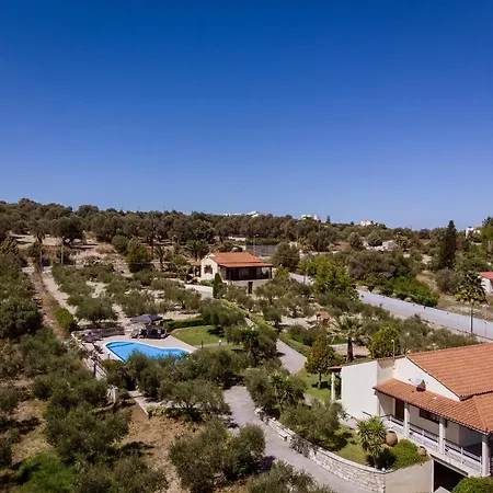 Lefkothea With Large Pool, Bbq & Playground Villa