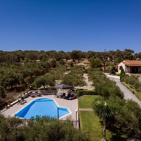 Villa Lefkothea With Large Pool, Bbq & Playground *