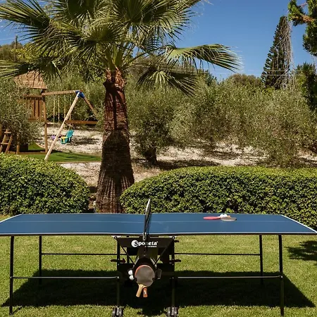 Lefkothea With Large Pool, Bbq & Playground *