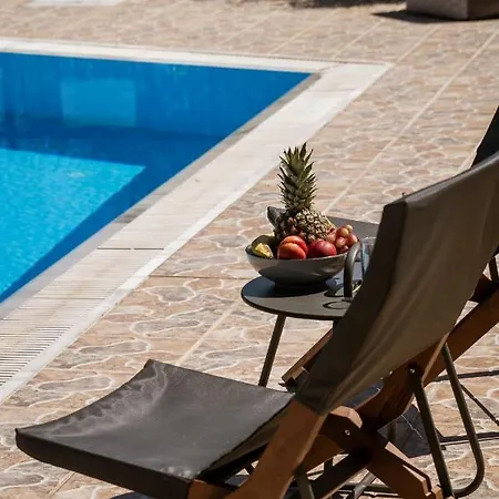 Lefkothea With Large Pool, Bbq & Playground * Adelianos Kampos