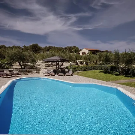 Lefkothea With Large Pool, Bbq & Playground Villa