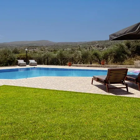 Lefkothea With Large Pool, Bbq & Playground * אדליאנוס קומפוס