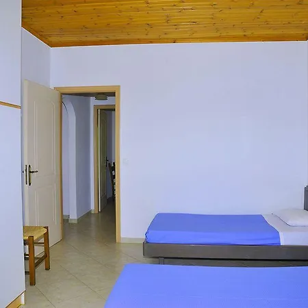 Lefkothea With Large Pool, Bbq & Playground