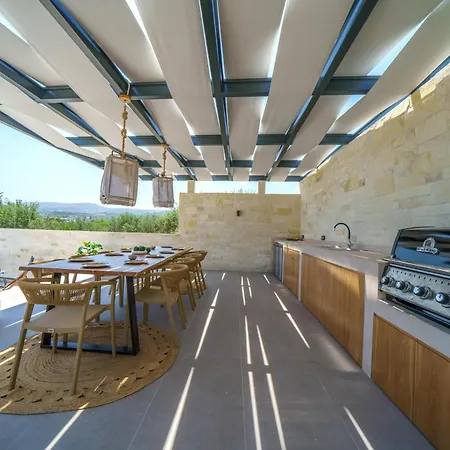 Villa Lefkothea With Large Pool, Bbq & Playground *