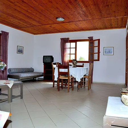 Villa Lefkothea With Large Pool, Bbq & Playground
