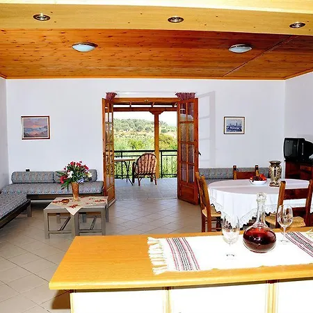 Villa Lefkothea With Large Pool, Bbq & Playground *
