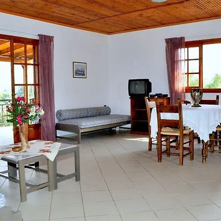 Lefkothea With Large Pool, Bbq & Playground *