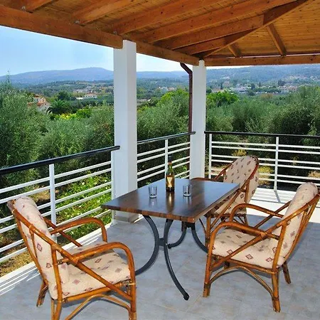 Lefkothea With Large Pool, Bbq & Playground *