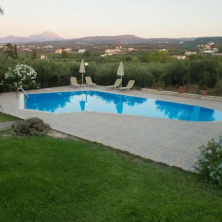 Lefkothea With Large Pool, Bbq & Playground Villa