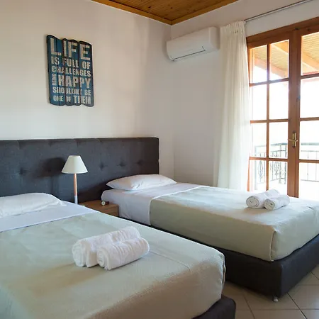 Lefkothea With Large Pool, Bbq & Playground Adelianos Kampos