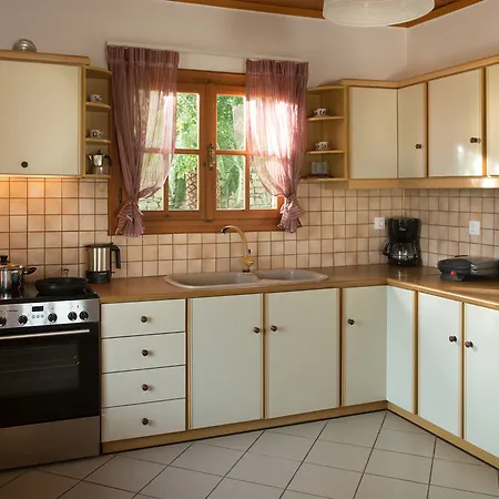Lefkothea With Large Pool, Bbq & Playground Villa