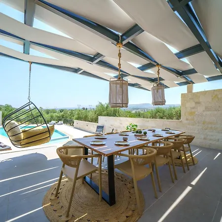 Lefkothea With Large Pool, Bbq & Playground Villa